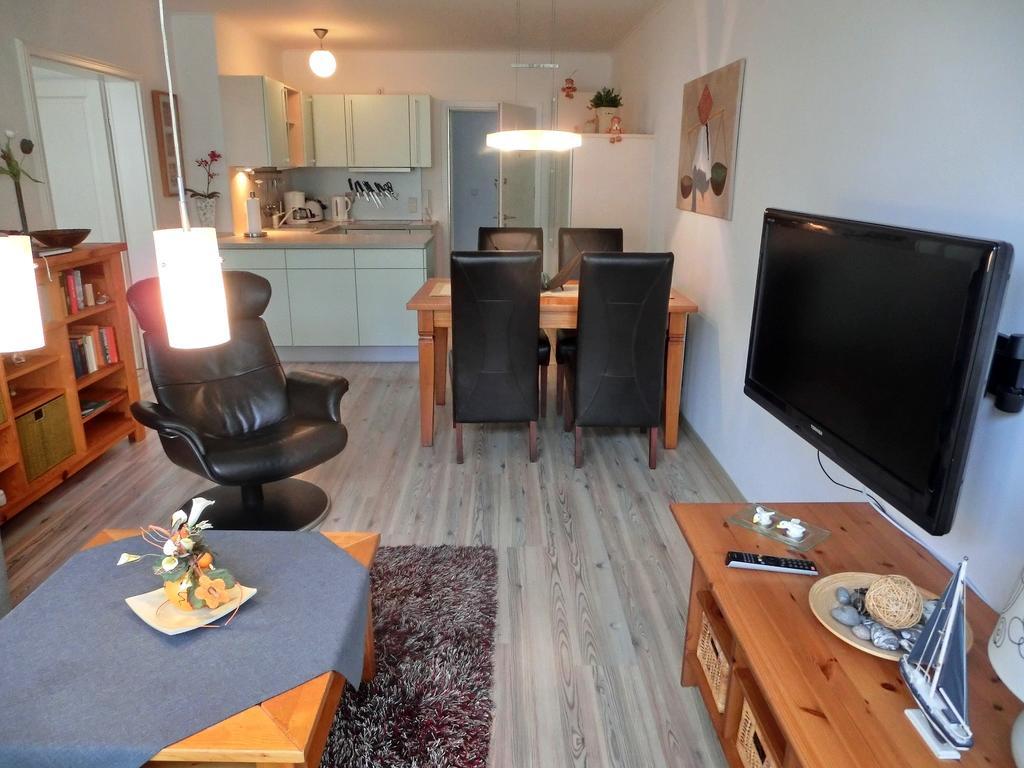 Appartement Nr 7 Im Sonnenbad Sassnitz Habitación foto